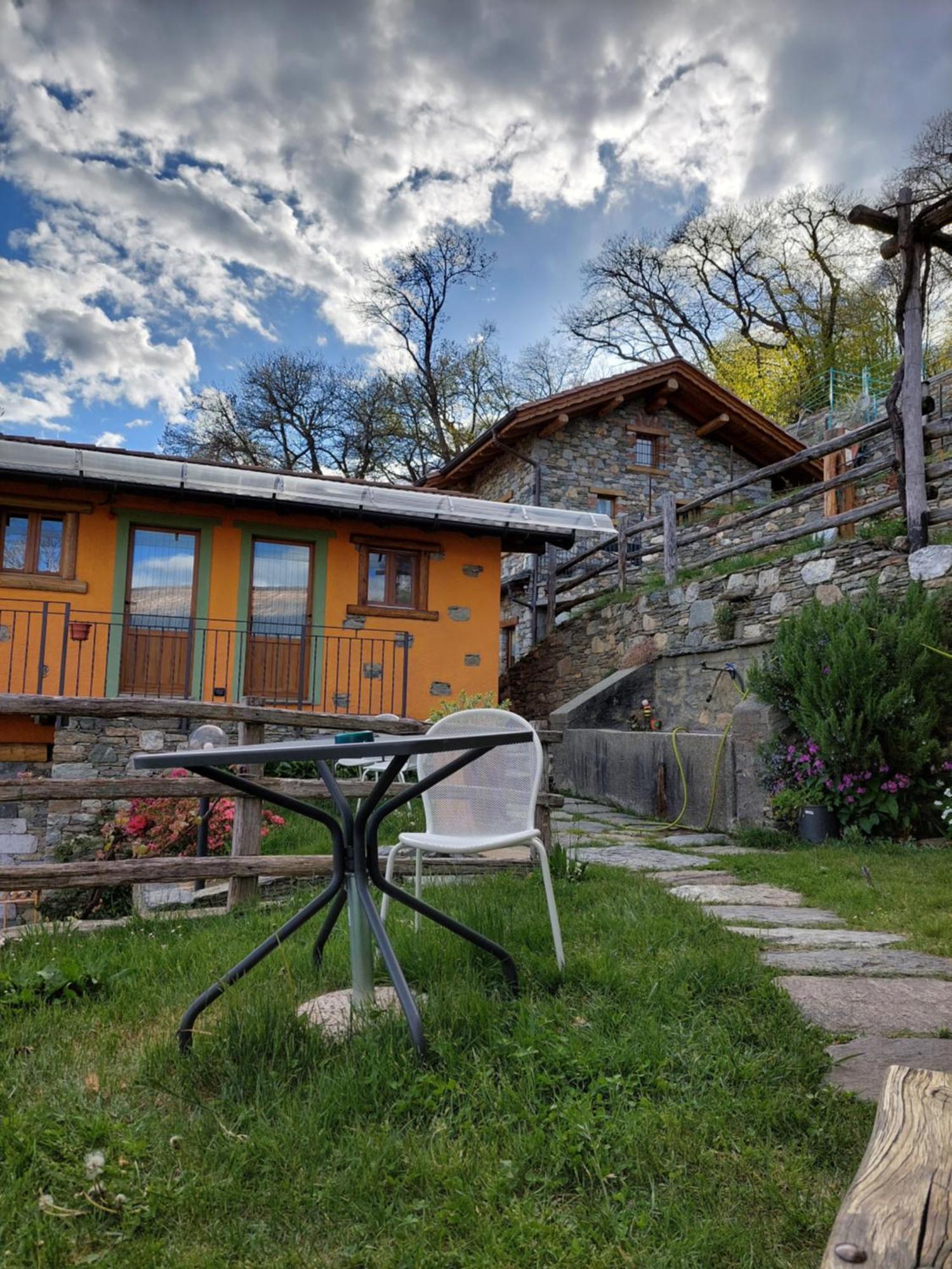 Agriturismo Zertin Gravedona Luaran gambar